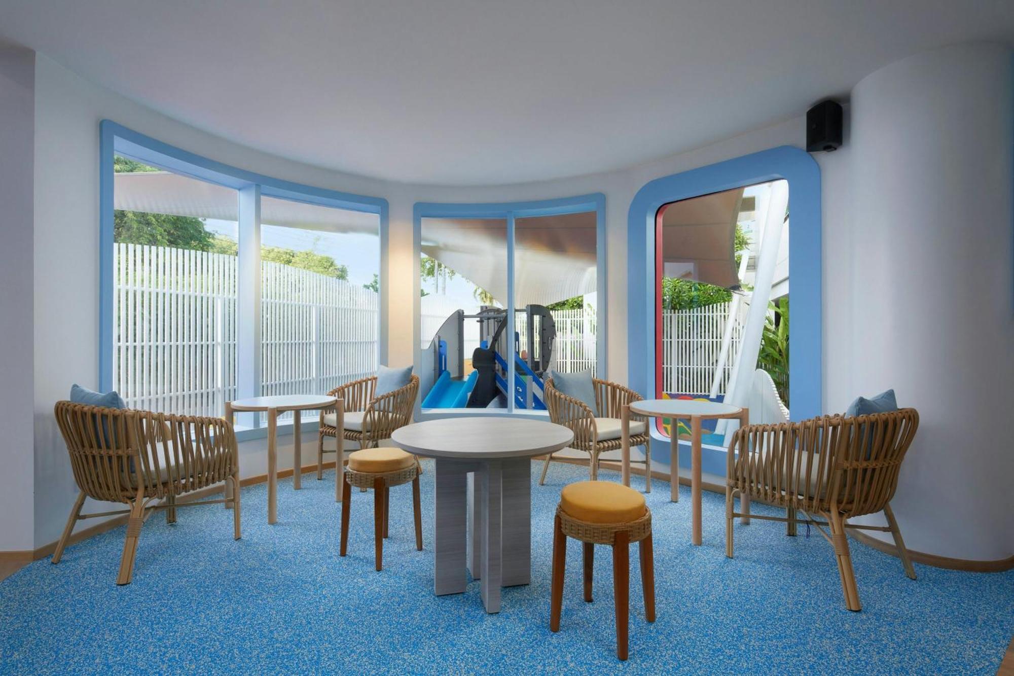 Le Meridien Phuket Beach