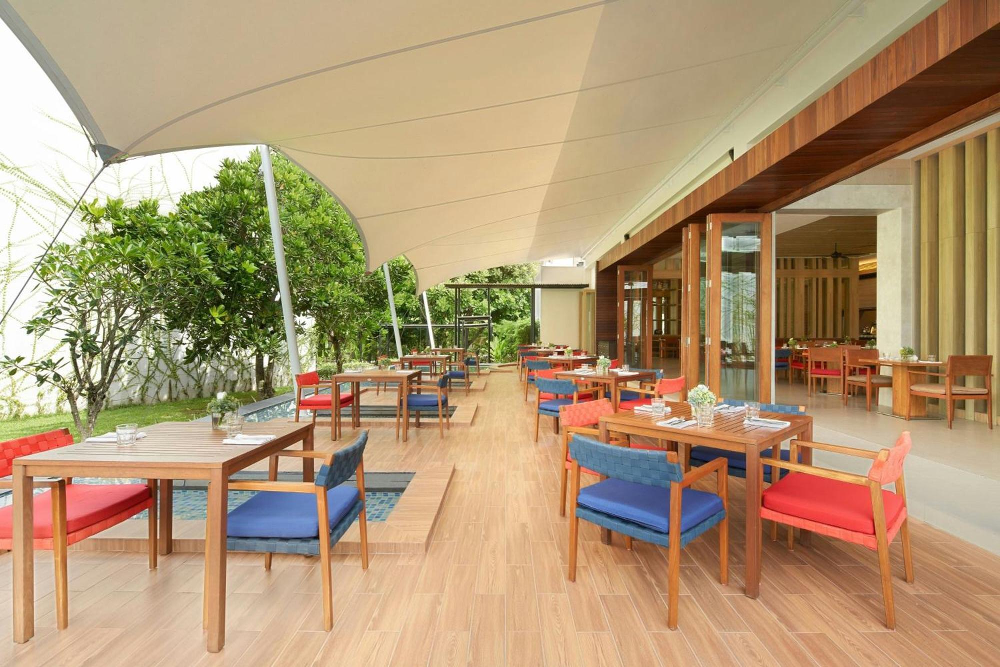 Le Meridien Phuket Beach Hotel Mai Khao