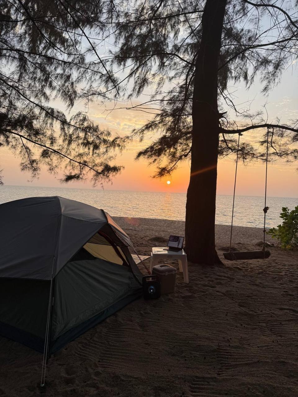 Tent Maikhao Ban Mai Chalae