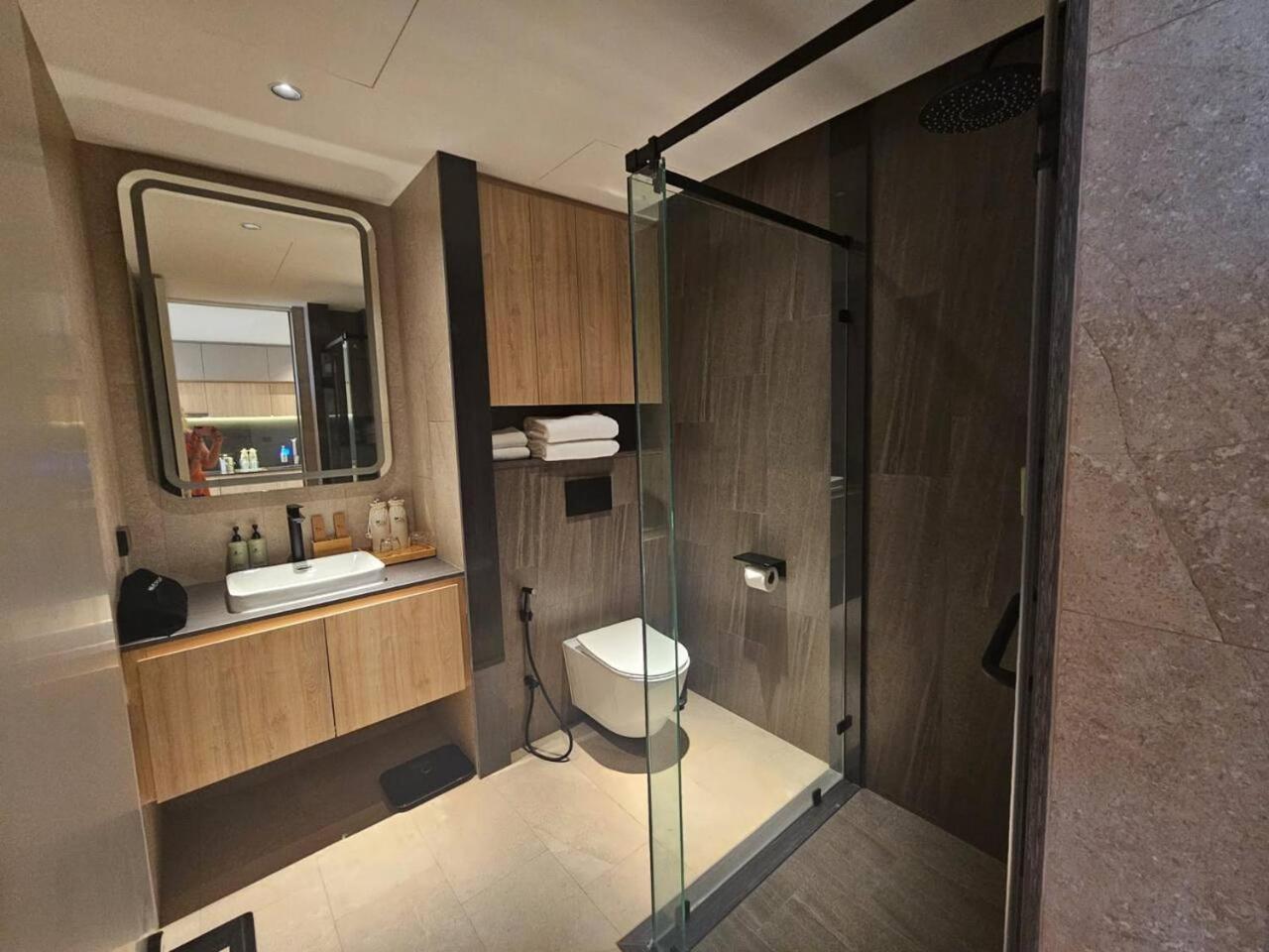Modern Apartment