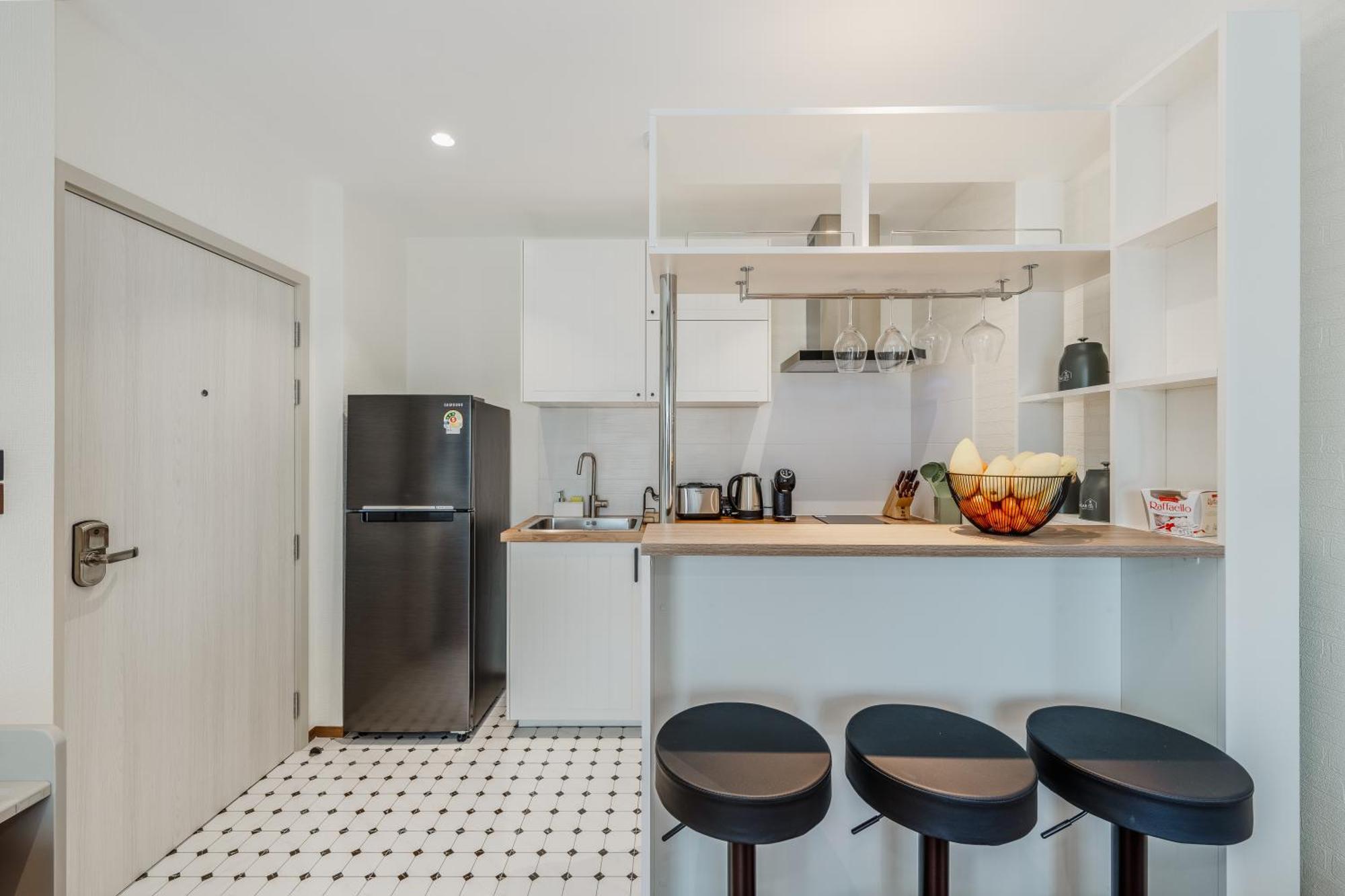 в The Title Halo 1 Apartment Nai Yang