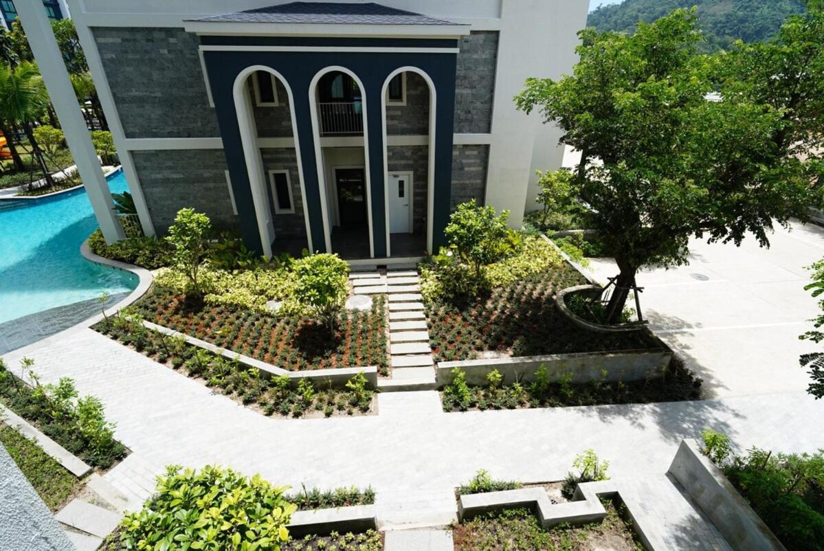 Apartment Paradise Bird Nai Yang