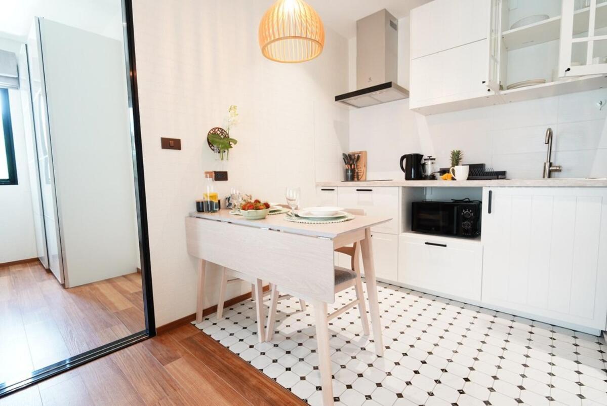 Paradise Bird Apartment