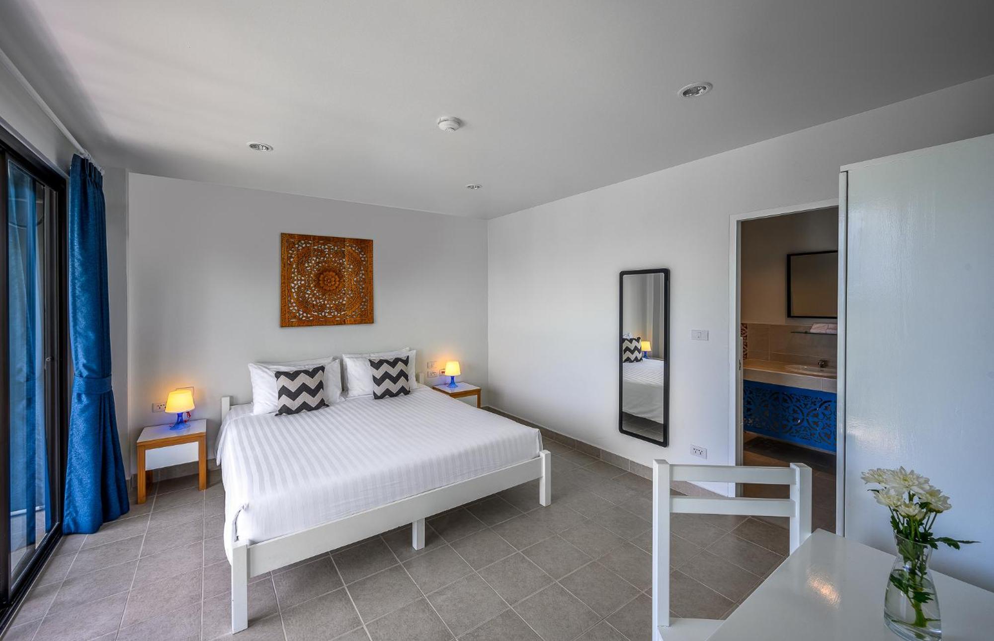 Maikhao Hotel, Phuket Hotel