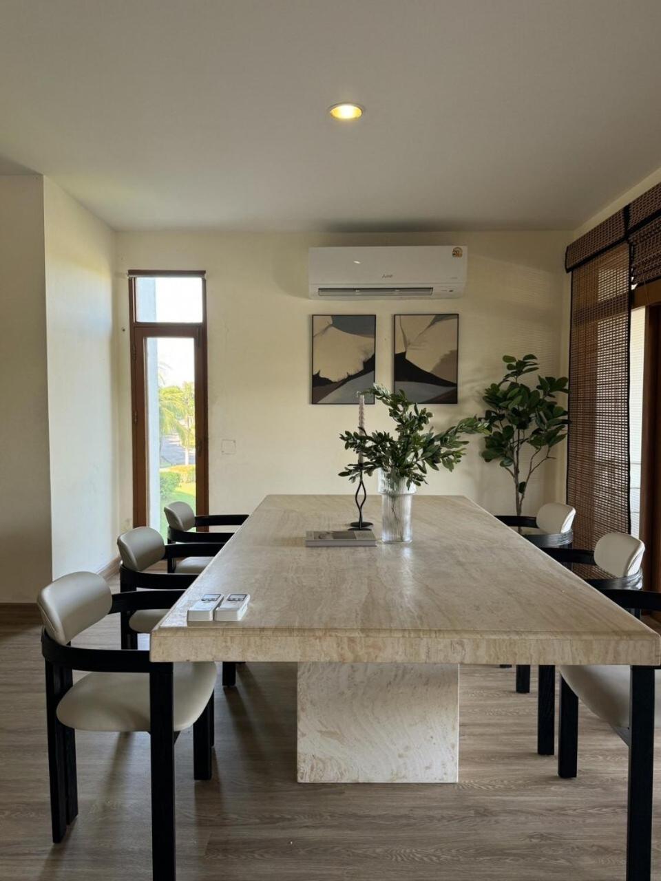 Newly Renovated Modern 3br Blue Canyon Golf Villa