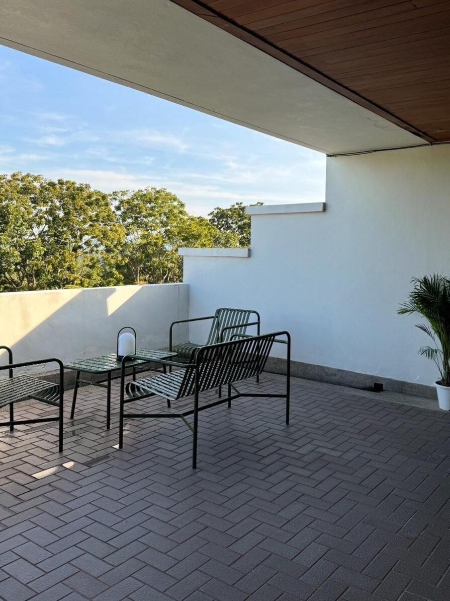 Newly Renovated Modern 3br Blue Canyon Golf Ban Muang Mai
