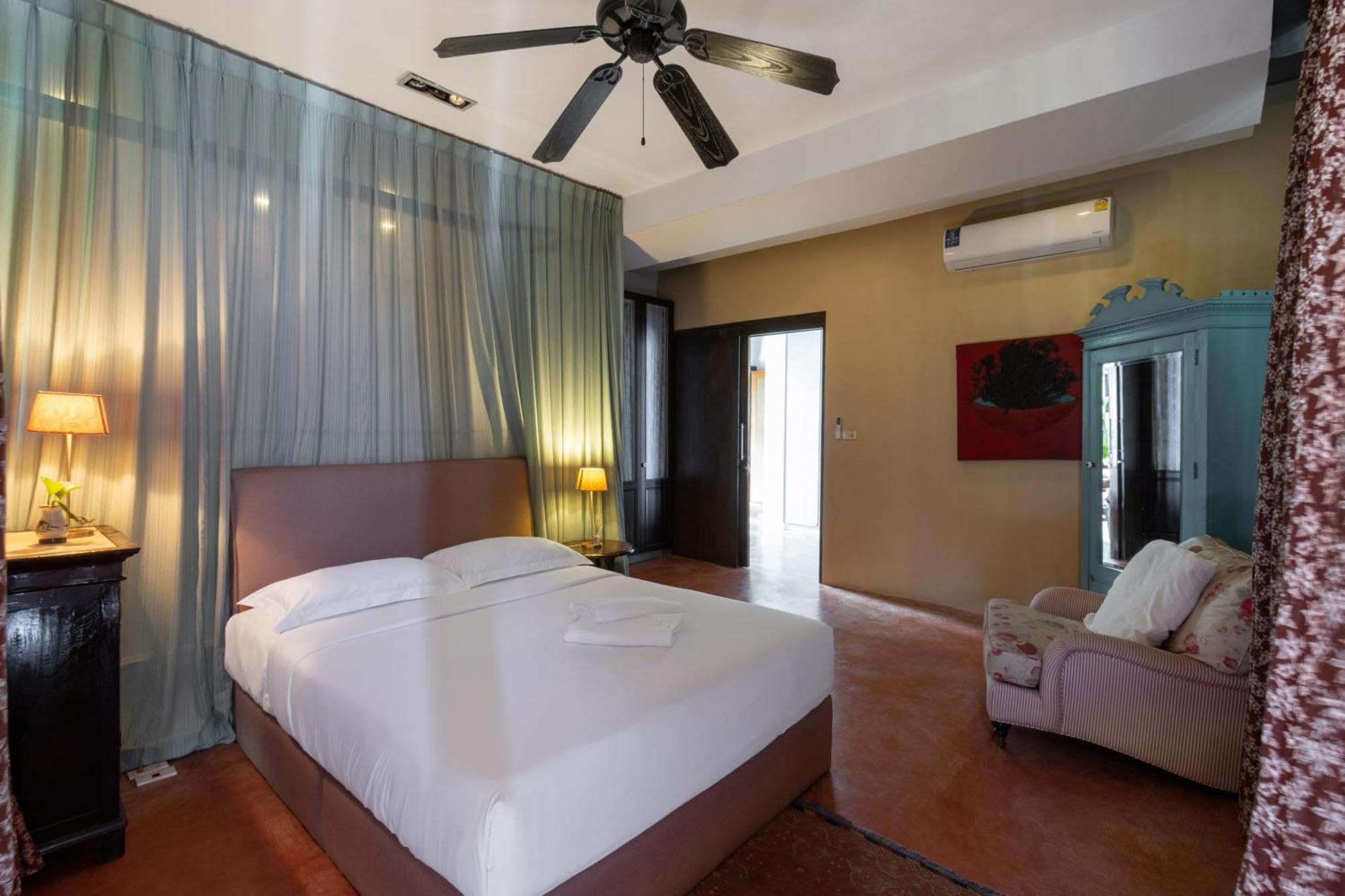 Villa 8卧沙滩别墅 3女佣 每日清洁 靠近机场 私人泳池 免费用车 健身房 Phuket