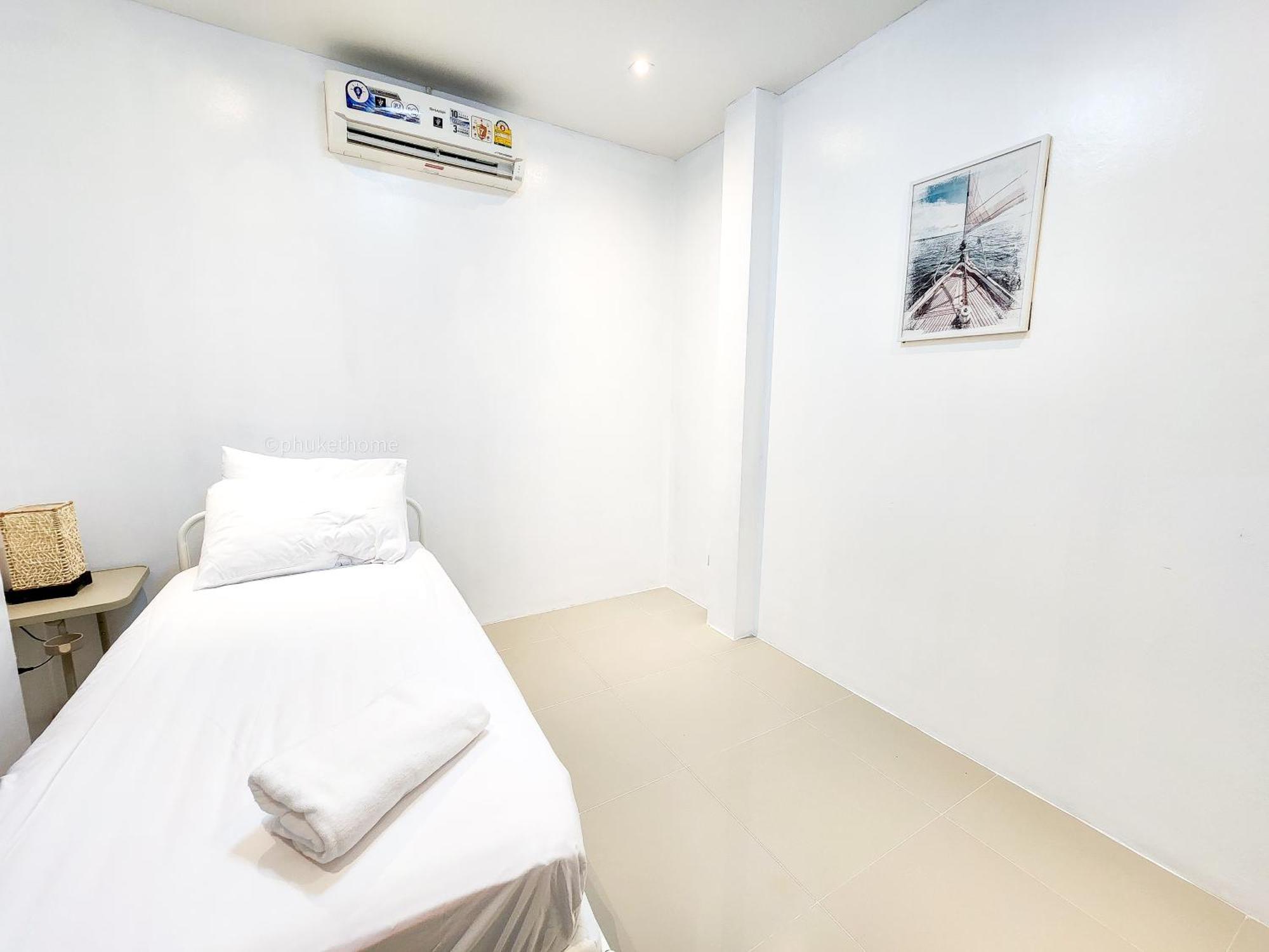 Private 3-bedroom Retreat Close To & Airport * Nai Yang