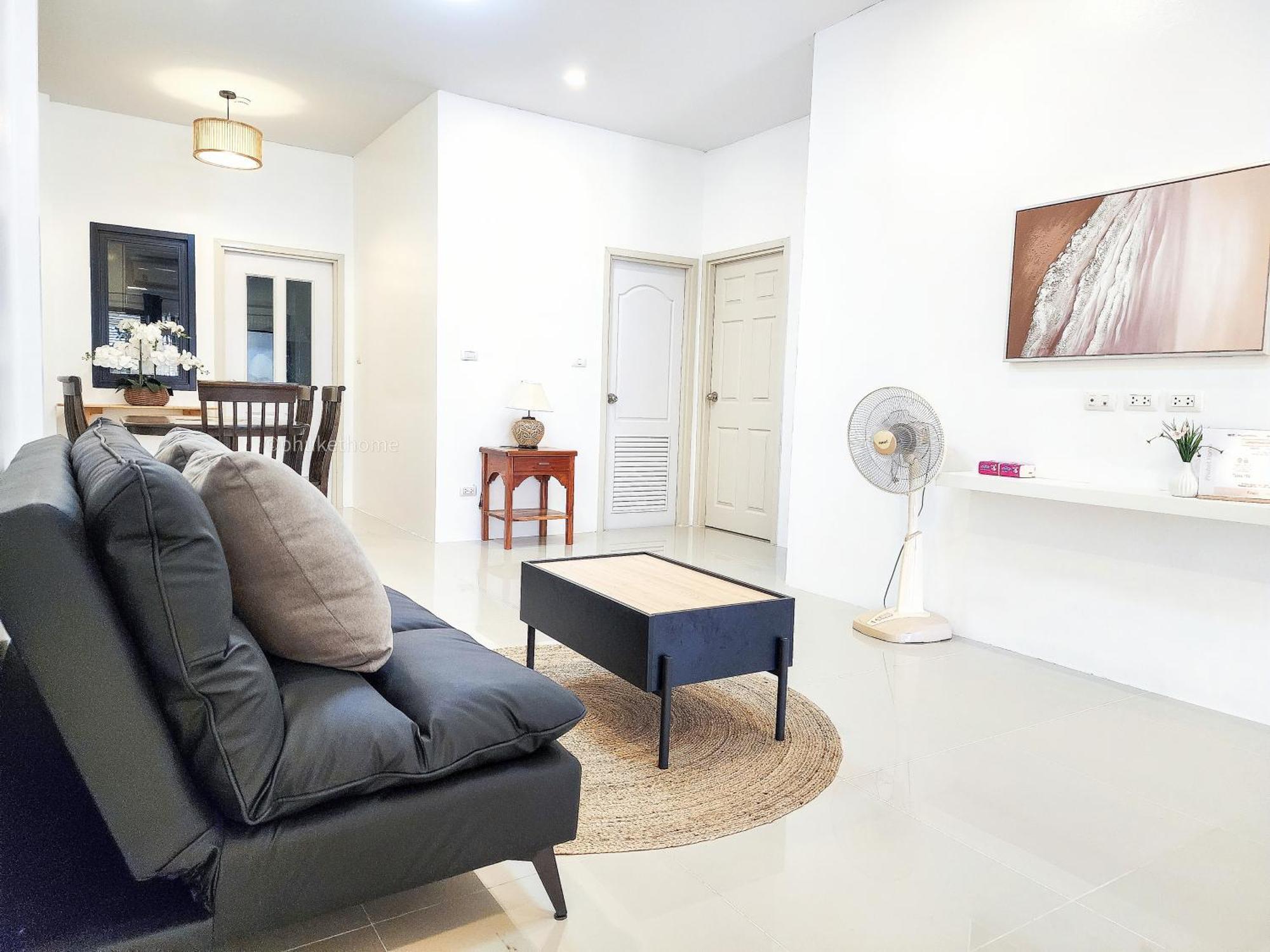 Apartment Private 3-bedroom Retreat Close To & Airport *