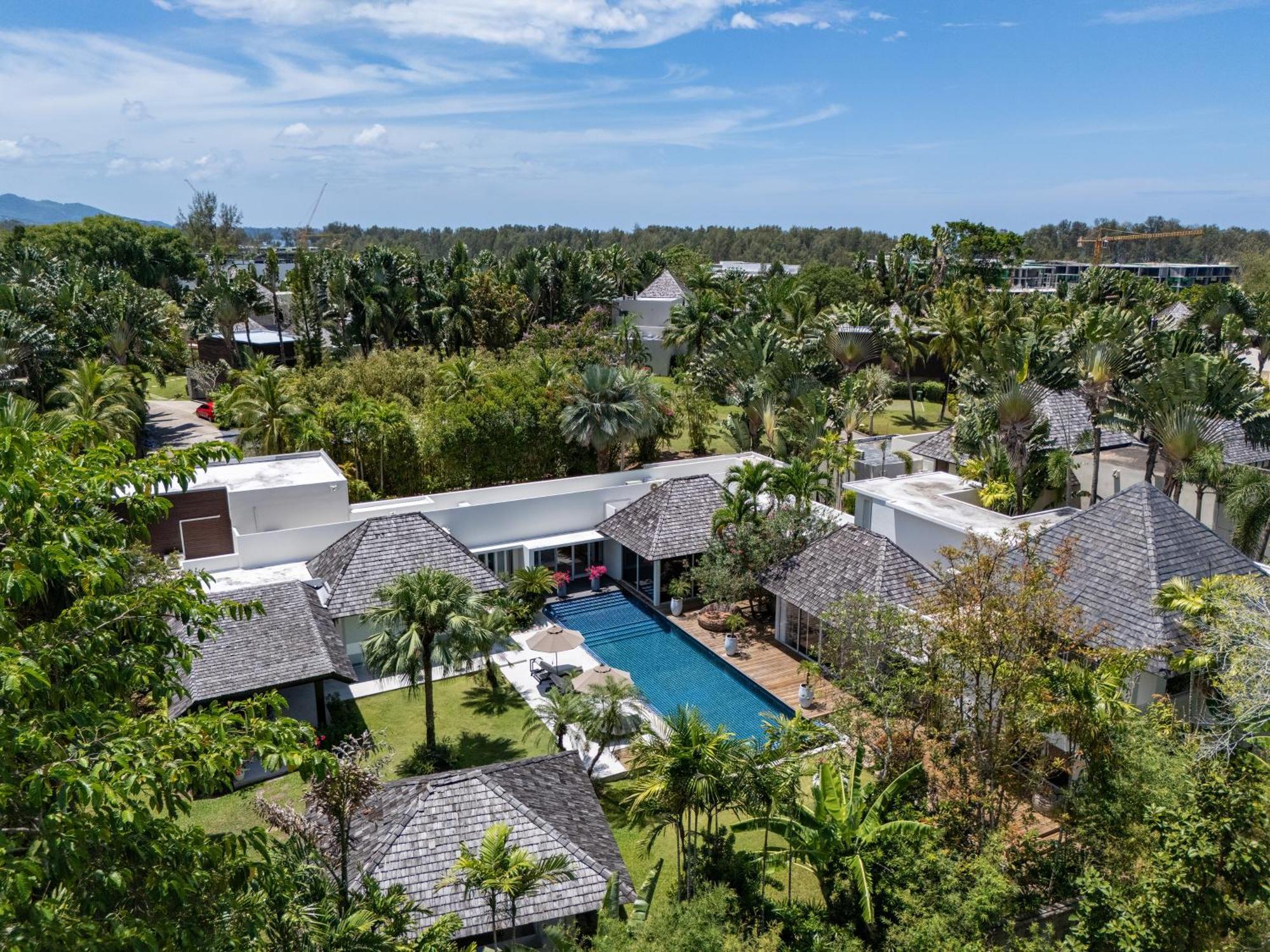 Villa Luxury 4br Pool In Estate Layan Beach (Phuket)