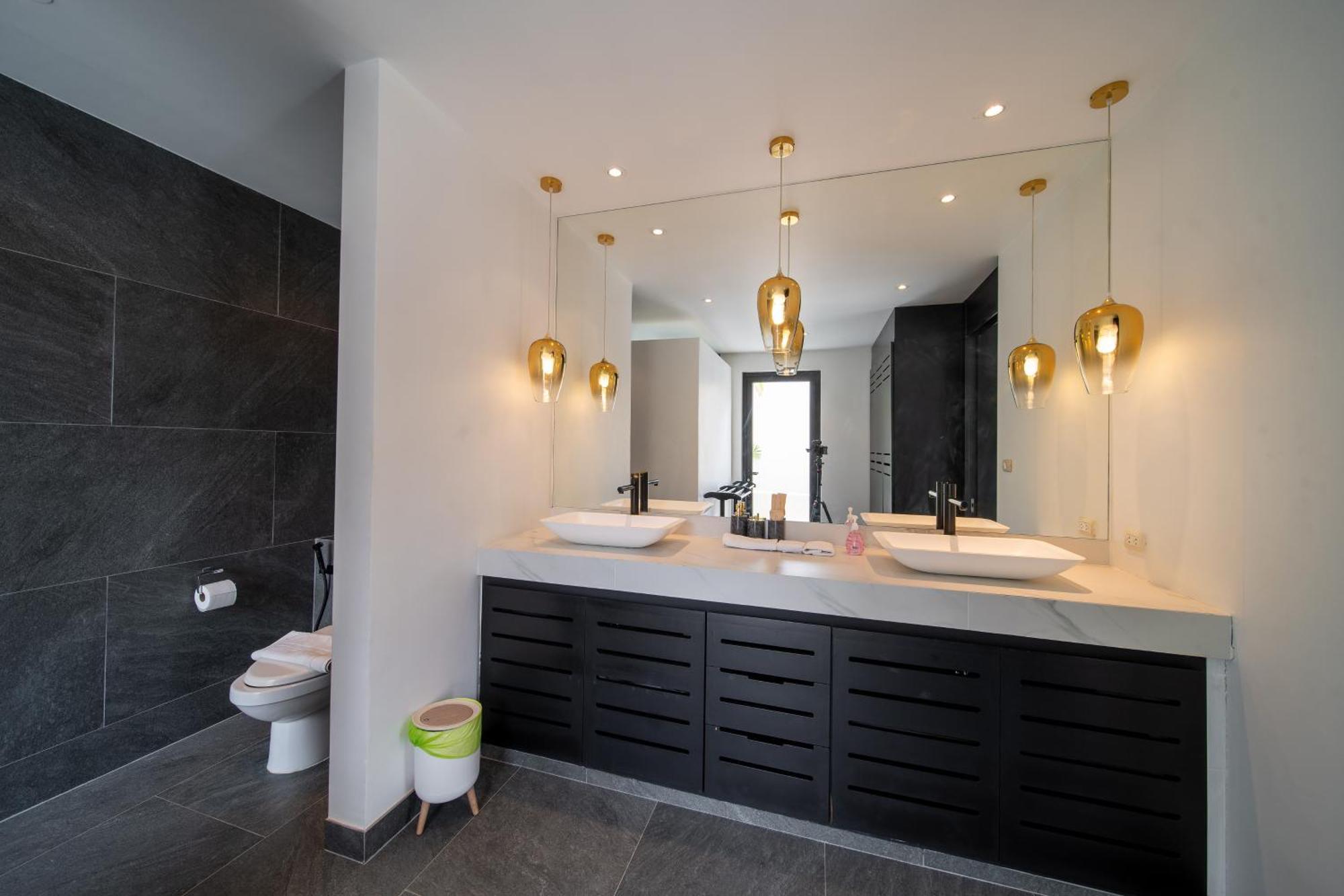 Villa Luxury 4br Pool In Estate Layan Beach (Phuket)