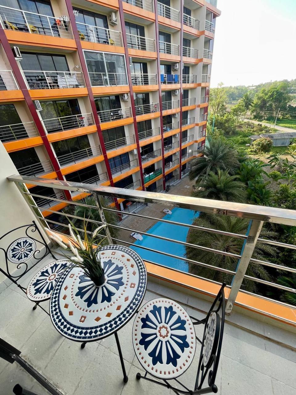 Skyline Retreat * Ban Mai Chalae