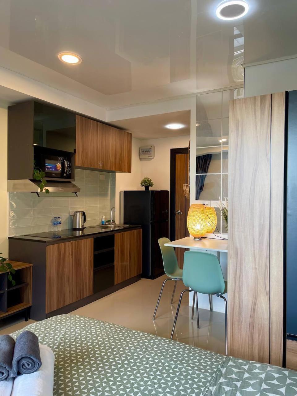 Skyline Retreat *