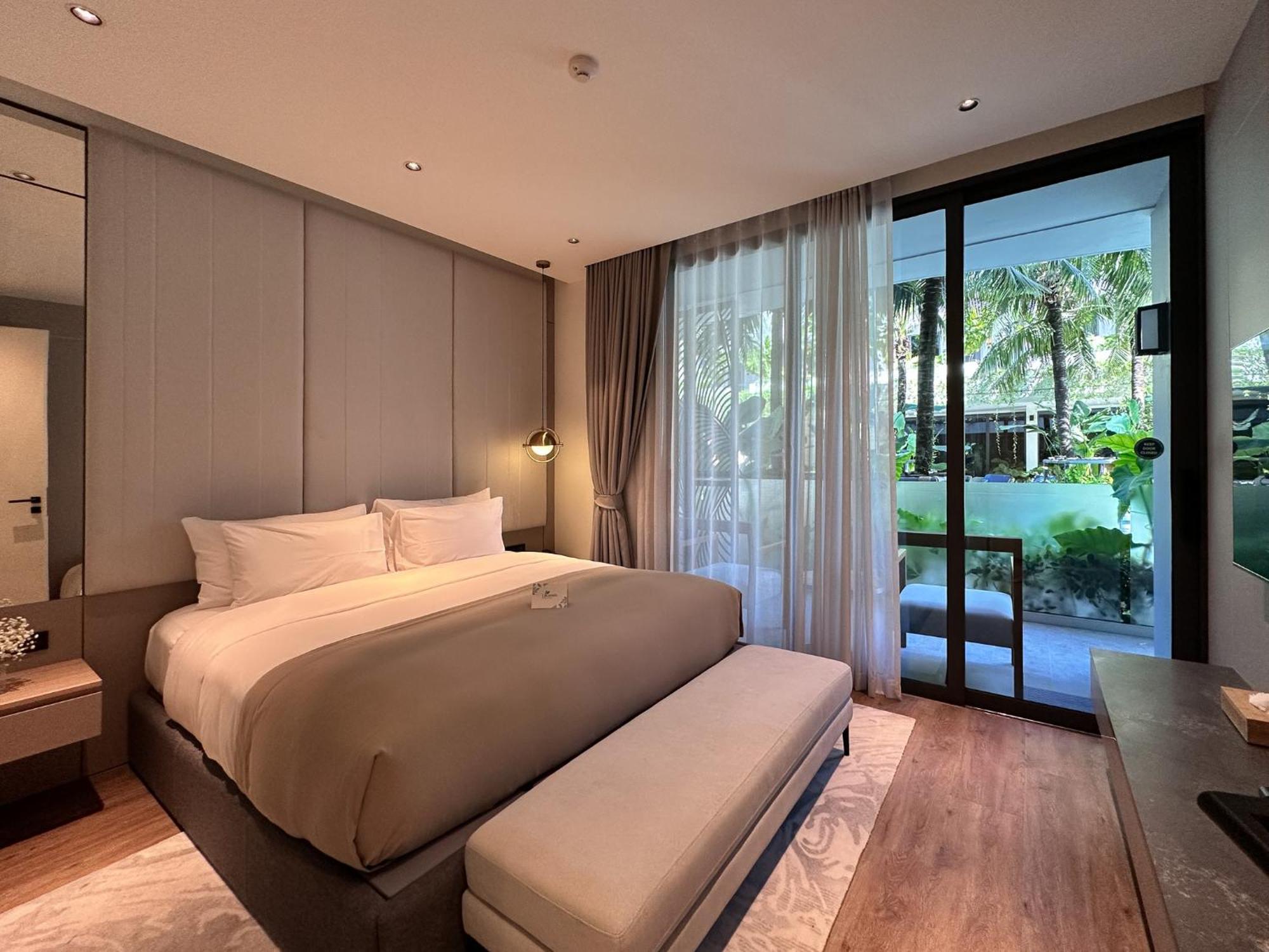 Hotel La And Bang Tao Beach (Phuket)