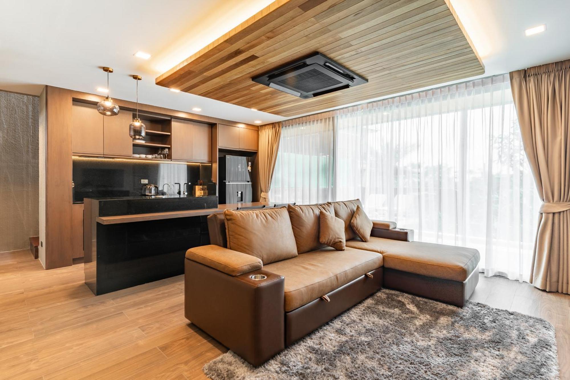 Chariot By Villacarte * Layan Beach (Phuket)