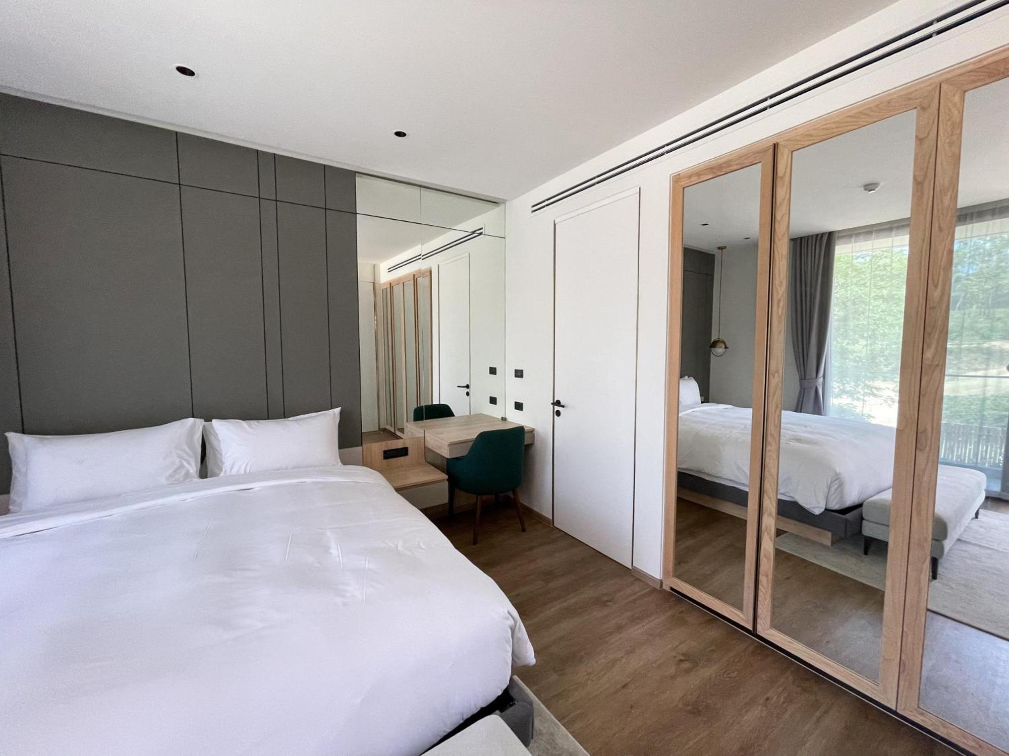 By Showproperty Layan Beach (Phuket)