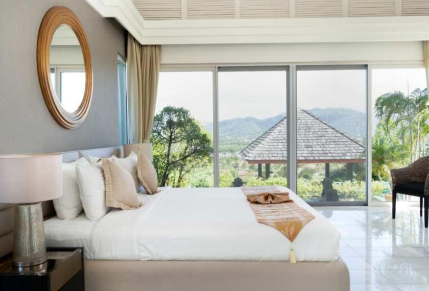 Epic Mountain View 3 Bedroom Pool 2 Mins To The