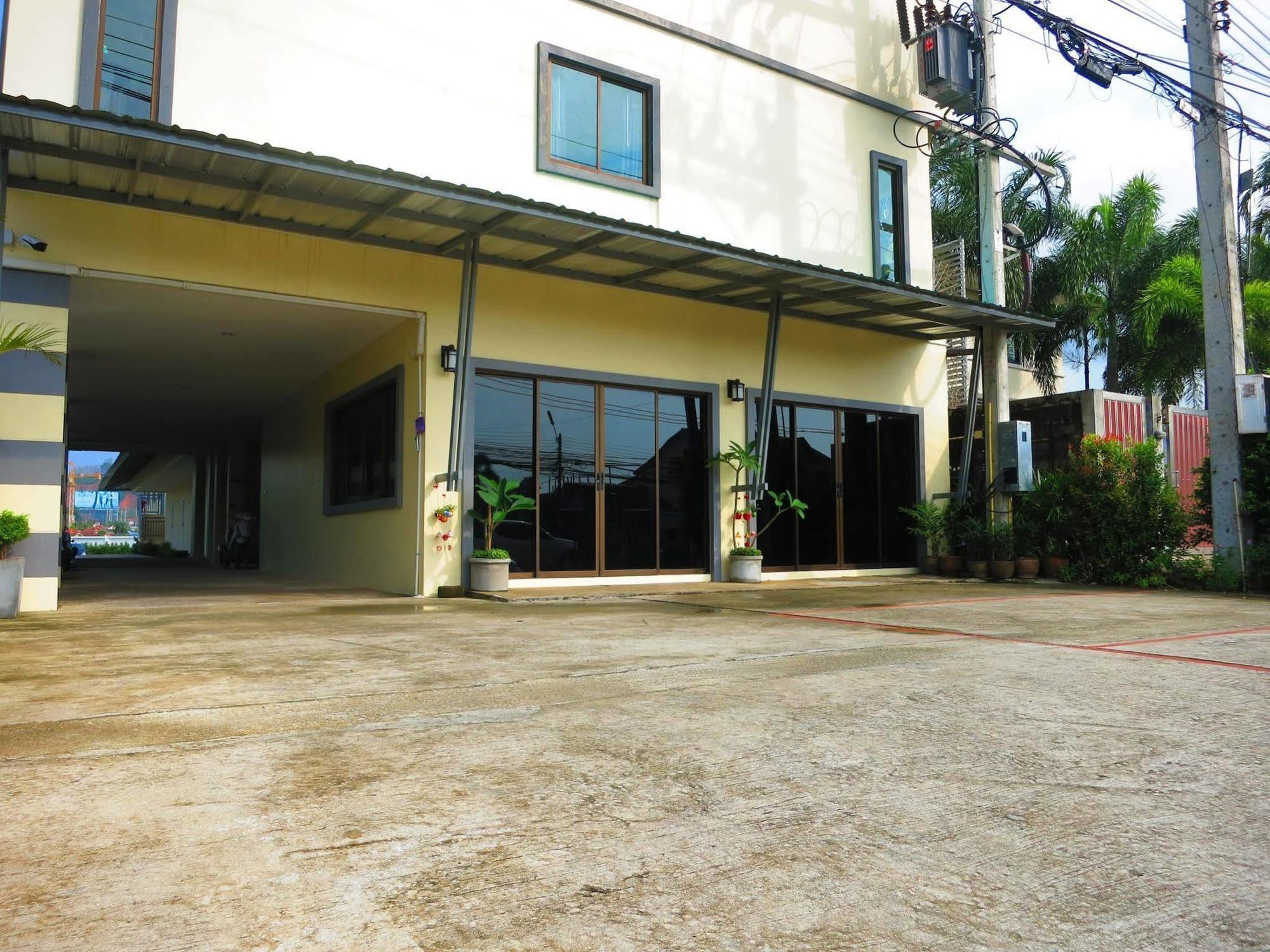 Winrisa Place Apartment *