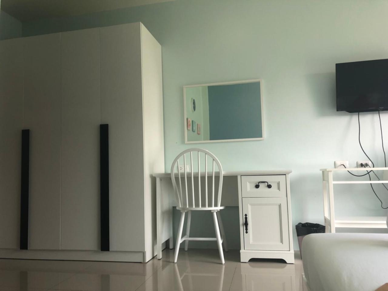Khao Oat Airport Guest house Nai Yang