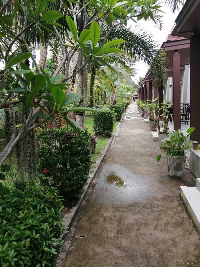 Naiyang Boutique Resort 2*