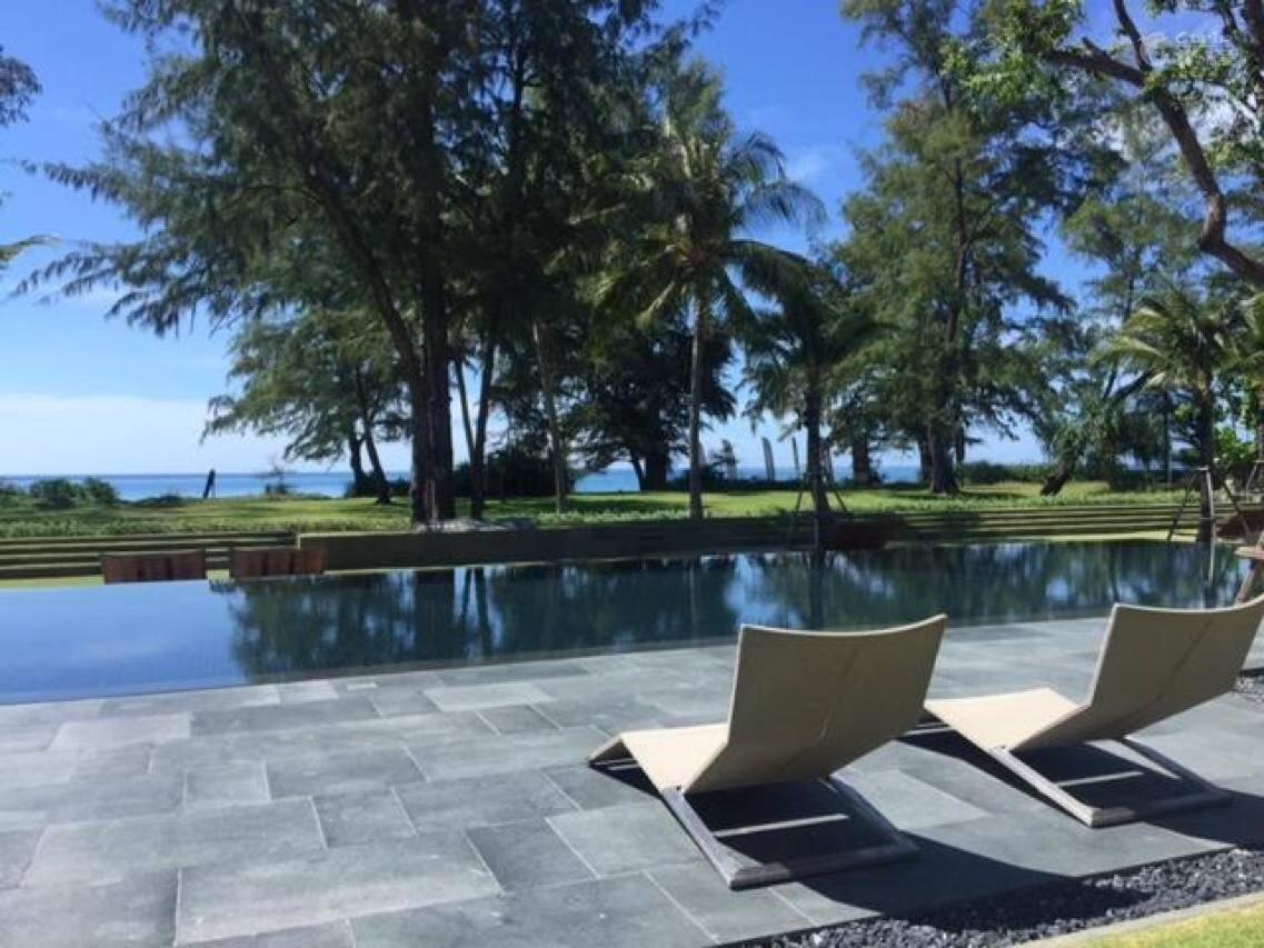 Baan * Mai Khao