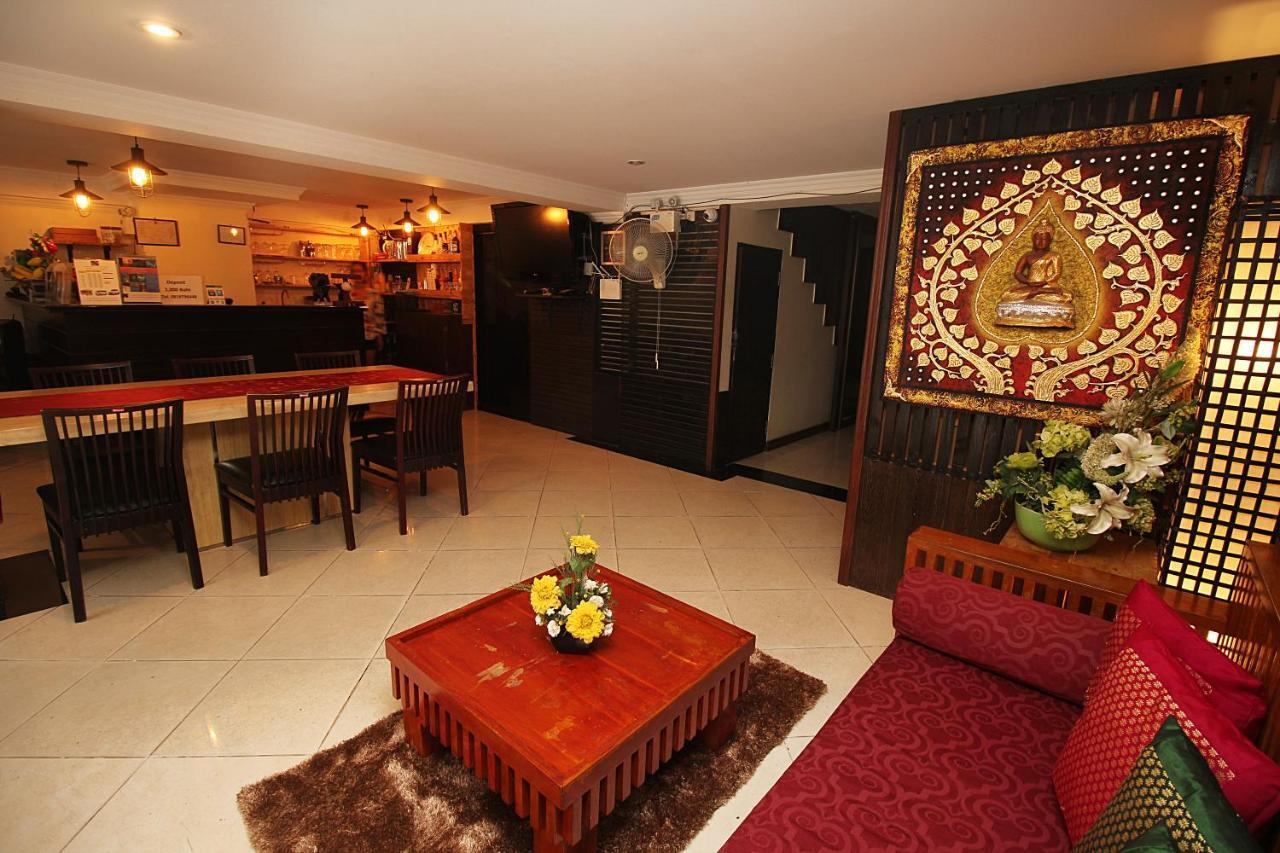 Hotel Sky Silk Decoration House