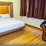 Oyo 75311 Bed One