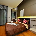 Bukit Pool Villas
