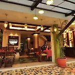 Plern Anda Hotel