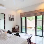 Cocktail Palm Villa
