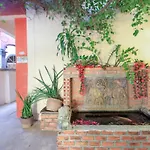Ban Elephant Blanc Apartment