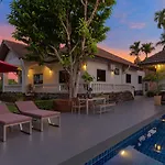 Happy Family Villa 2