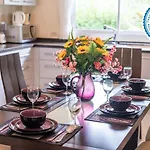 Villa Platinum