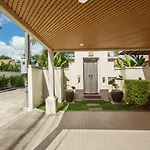 Villa Iwa By Tropiclook