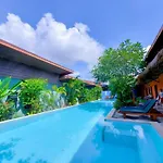 Six Pack Cottage