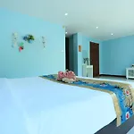 Patong Seaview Villa芭东海景3卧别墅 5分钟到江西冷 3Bdr Pool