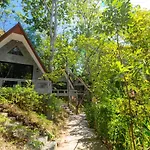 Baan Rai Me Rak Farmstay