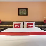 Oyo 358 Rattana Residence Thalang