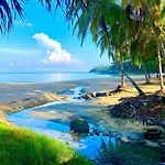 Villa In The Garden, Surin Beach With Private Spa.