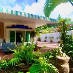 Sunshine Villa And Diving School .