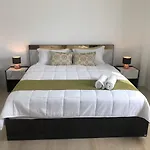 Phumiphat Private New Pool Villa Bang Tao