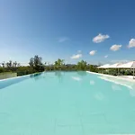 Oceanstone By Holy Cow, 1-Br, Next Building View