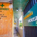 Oyo 303 Phoomjai House