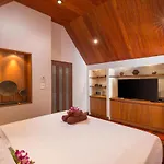 Beachfront Kalim Beach Villa