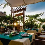 Layalina Hotel