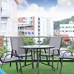 Patong Spacious 4 Bedroom Vacation Home Rooftop Views