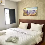 Easy Loft Hostel