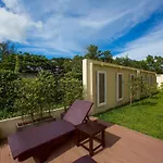 Lago Apartments By Tropiclook