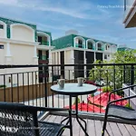 ✪✪✪✪✪ Patong Beachfront Studio Rooftop Pool Skybar