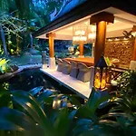 Villa On The Rocks, 4 Bedrooms, Phuket